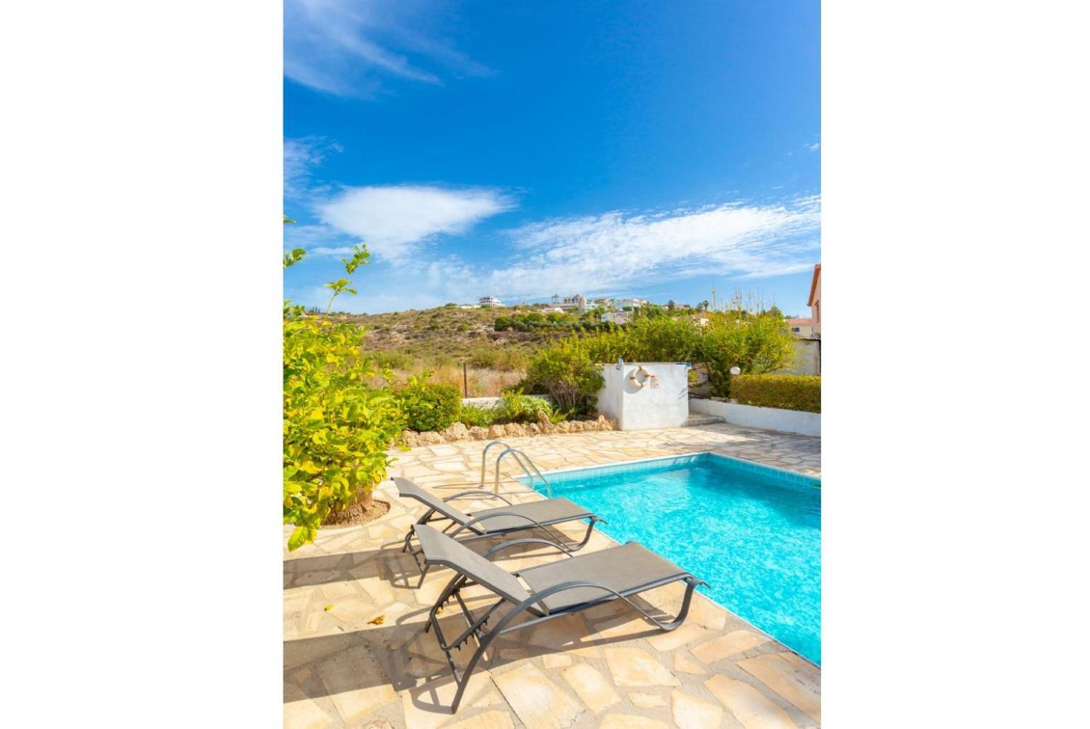 Villa Eleni Coral Bay Exterior photo
