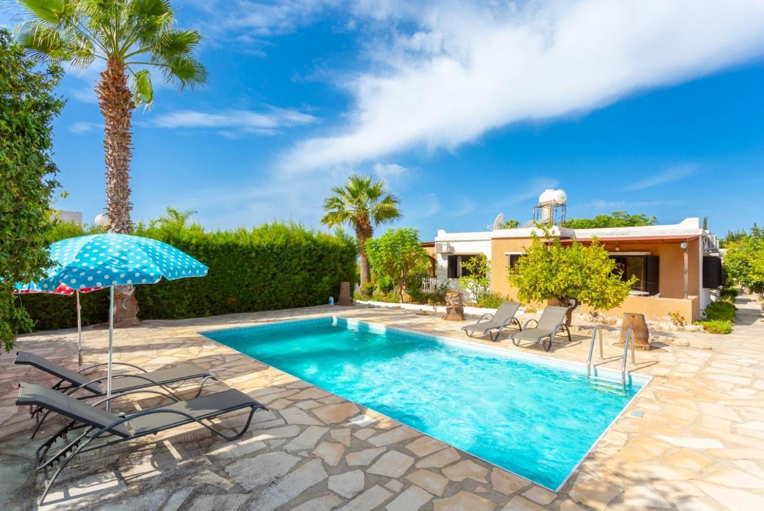 Villa Eleni Coral Bay Exterior photo