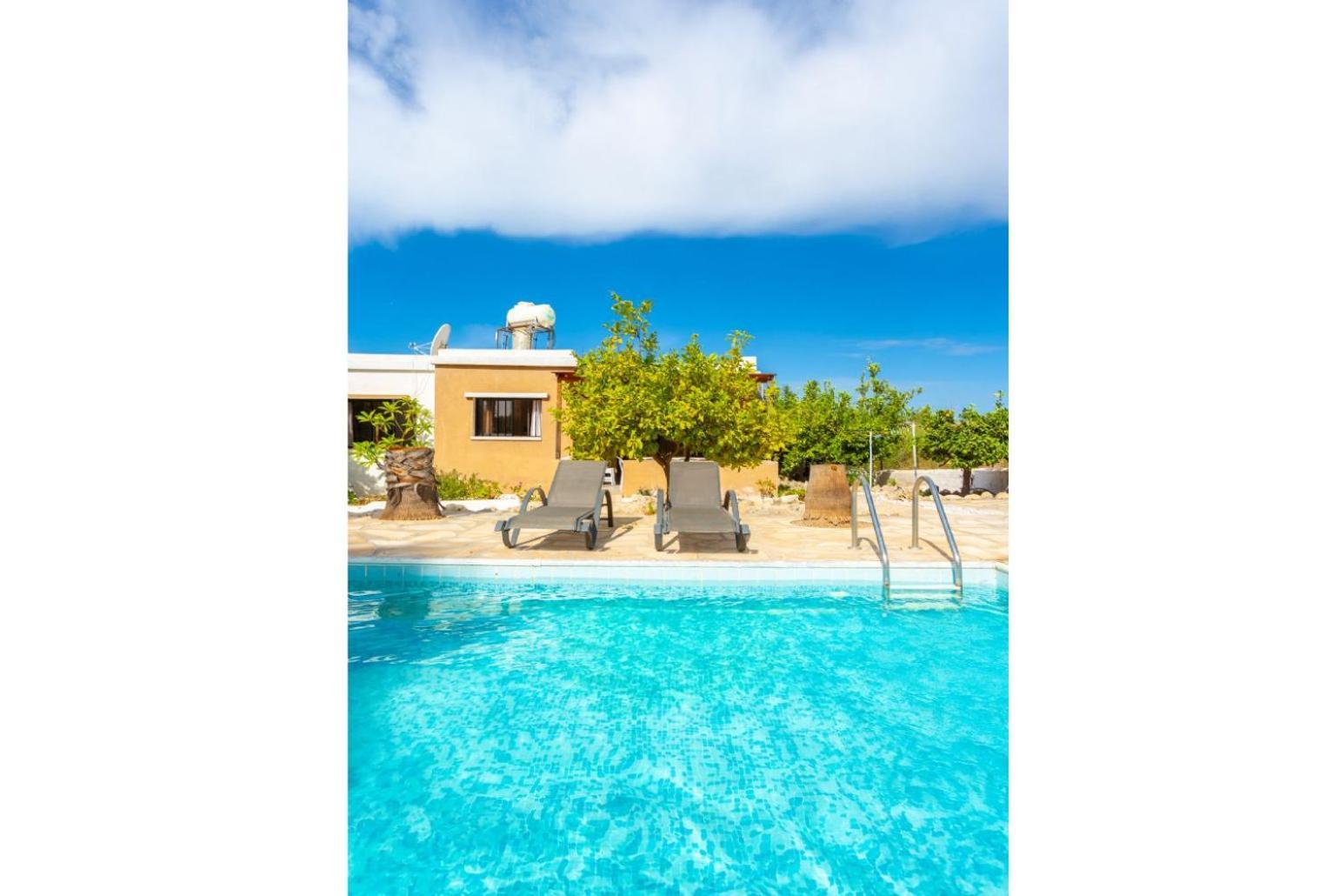 Villa Eleni Coral Bay Exterior photo