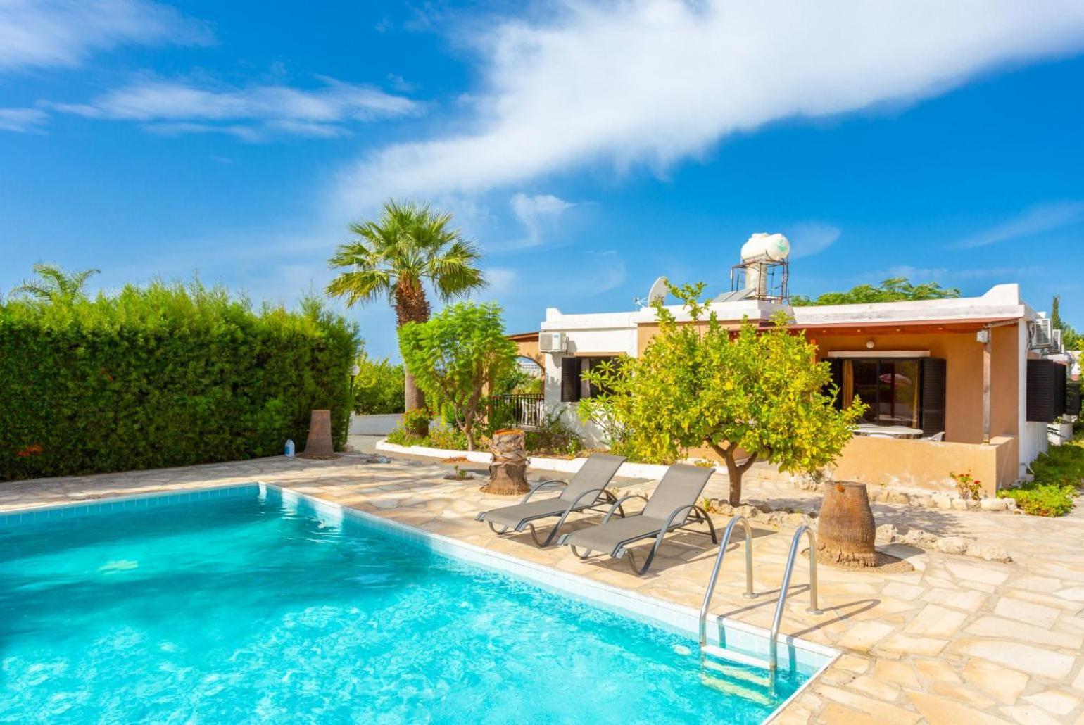 Villa Eleni Coral Bay Exterior photo